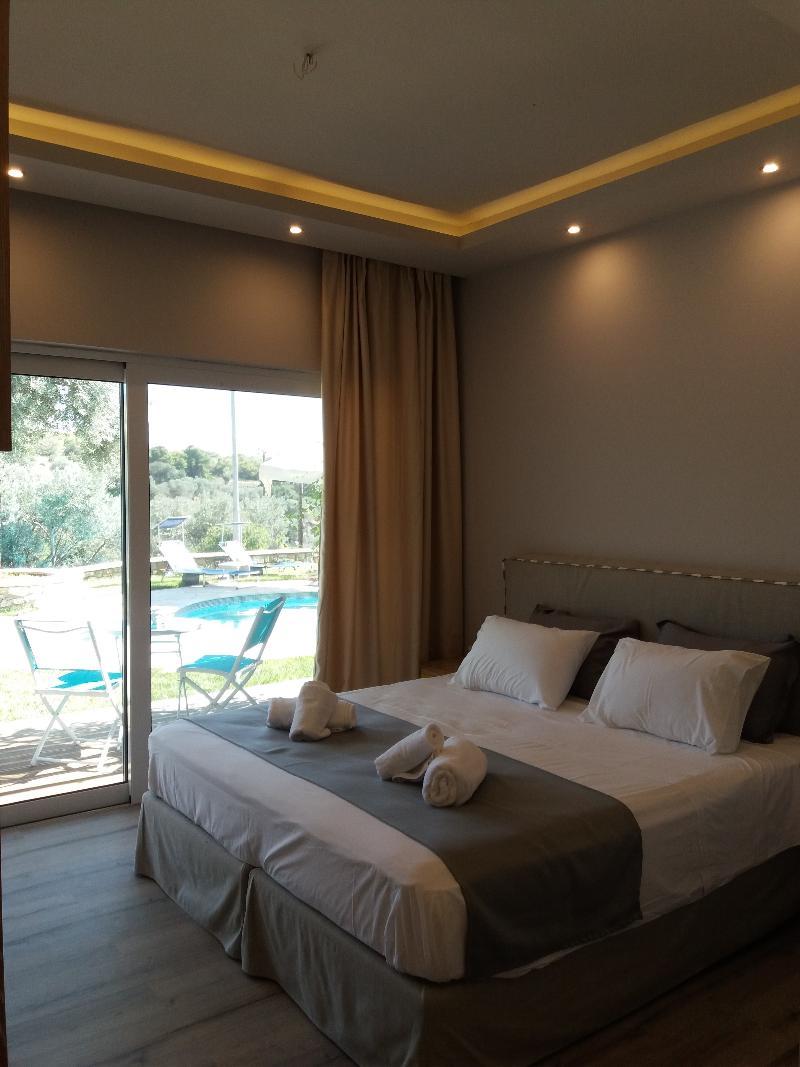 Sunny Place Resort Кранидион Экстерьер фото